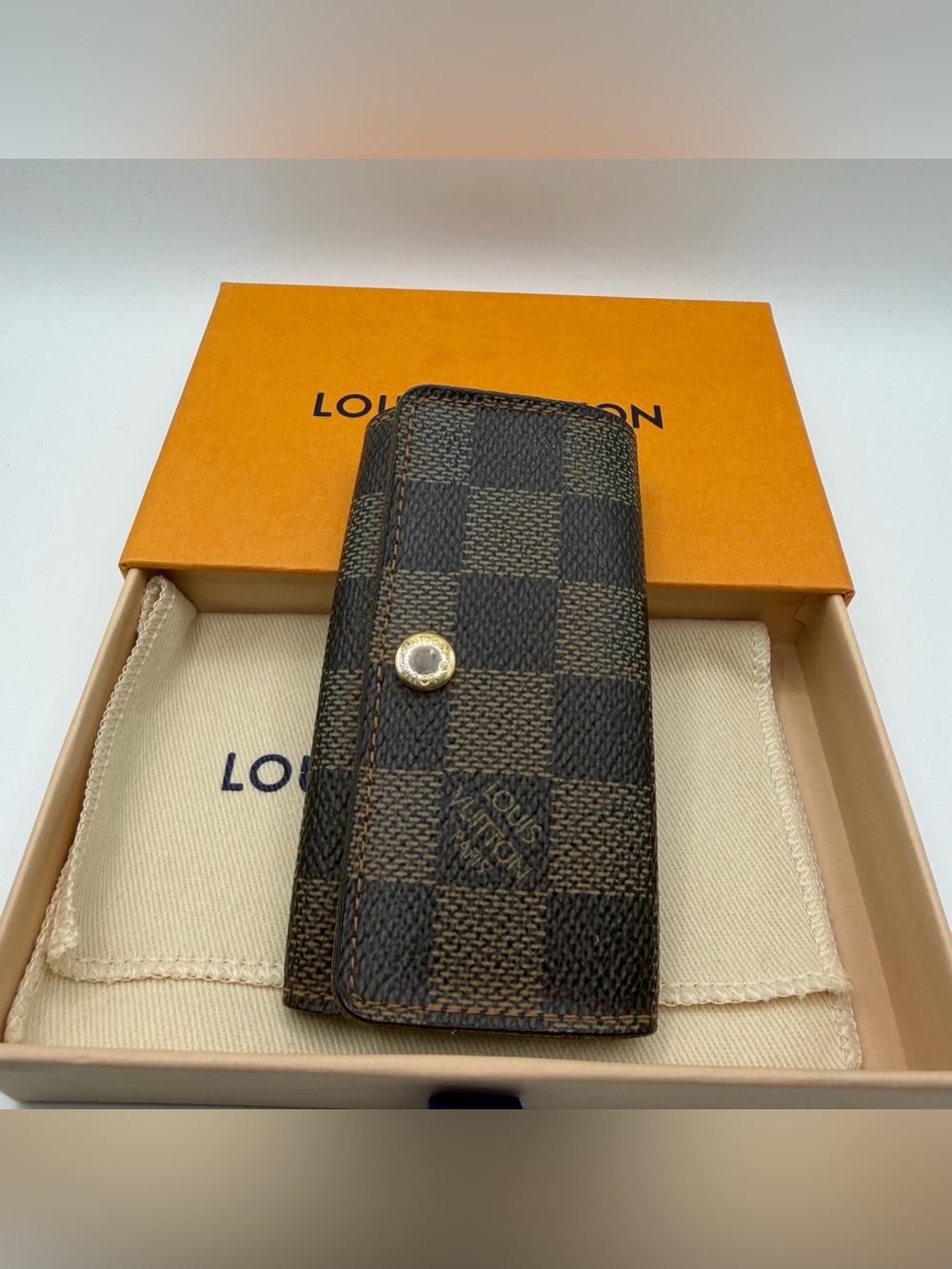 Louis Vuitton Damier Ebene 4 Key Holder